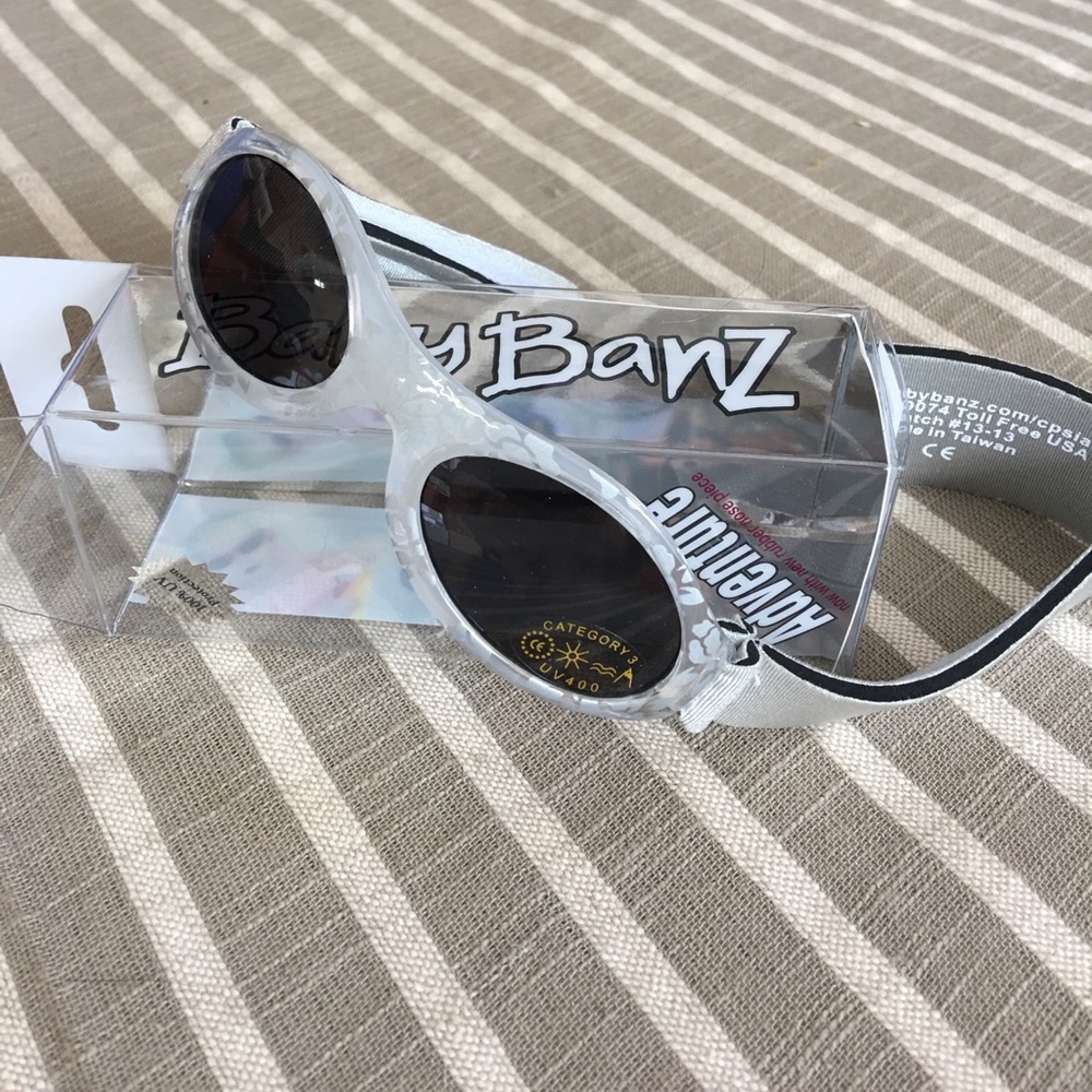 BabyBanz infant sunglasses